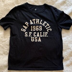 Boy GAP Black Athletic Graphic Tee